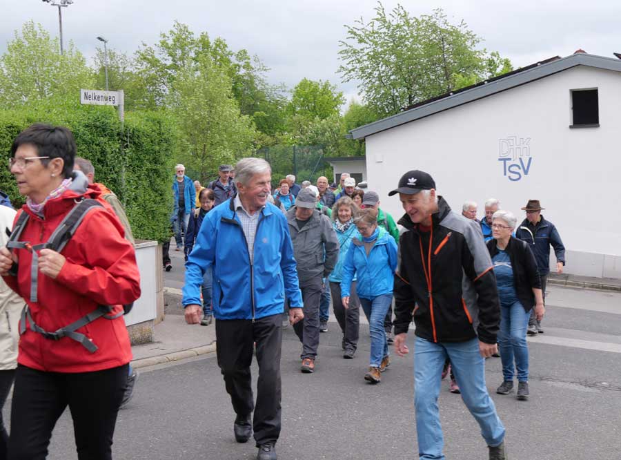 Der Sportverein DJK-TSV Wülfershausen war Gastgeber einer sehr gelungenen Seniorenwanderung des DJK-Diözesanverbands Würzburg. 